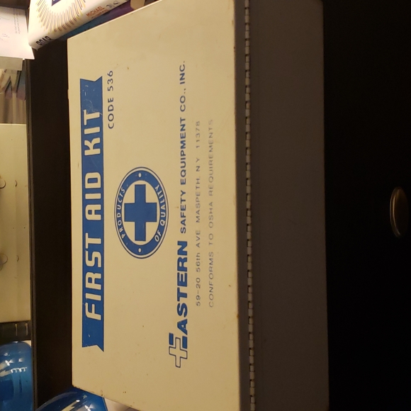First Aid Box - Sturdy! - Picture 1 of 5